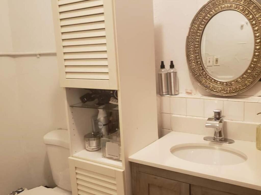 Private Room In East Village Apartment New York Exterior foto